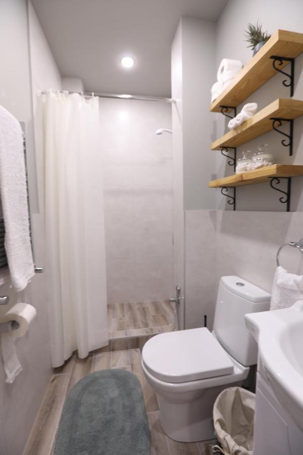 Hotelise I Tulip Apartment Jereván Kültér fotó