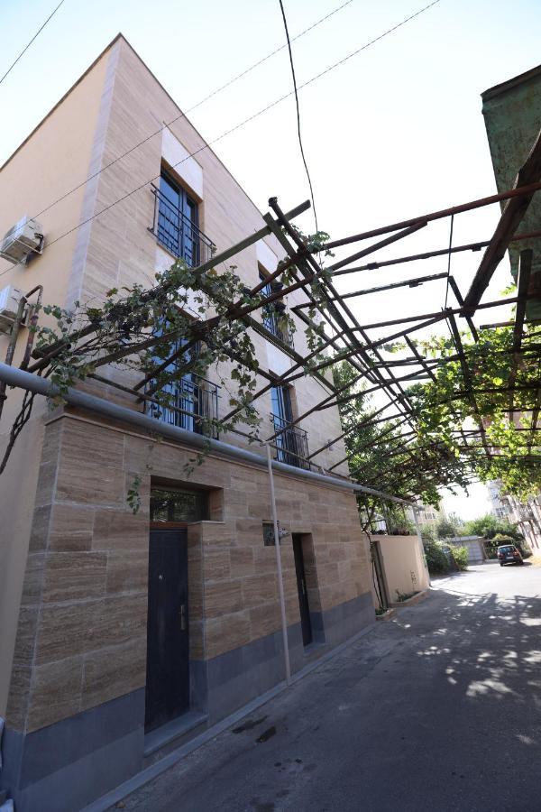 Hotelise I Tulip Apartment Jereván Kültér fotó