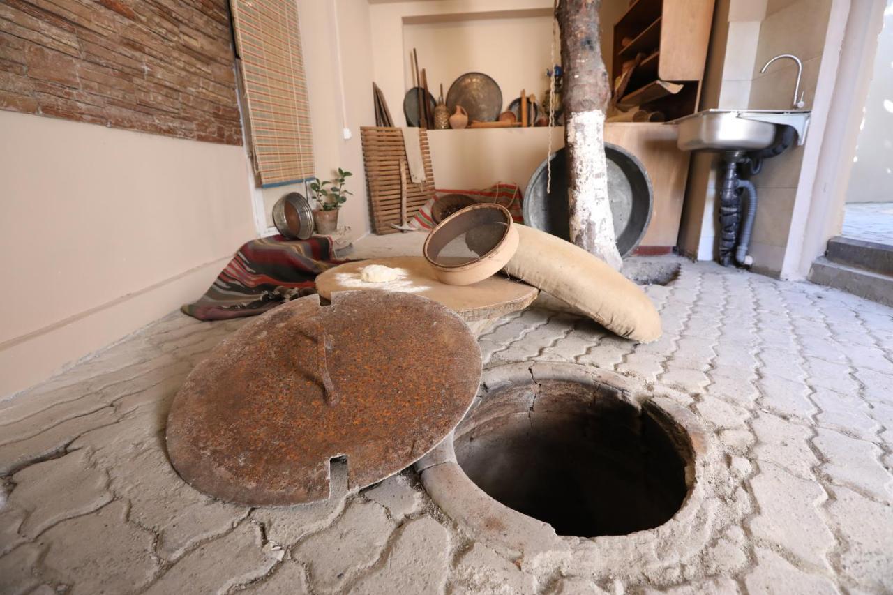 Hotelise I Tulip Apartment Jereván Kültér fotó