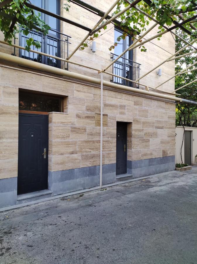 Hotelise I Tulip Apartment Jereván Kültér fotó